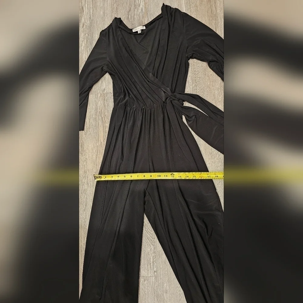 Size Medium | Annalee + Hope Black Long Sleeve Jumpsuit Romper - Picture 5 of 8